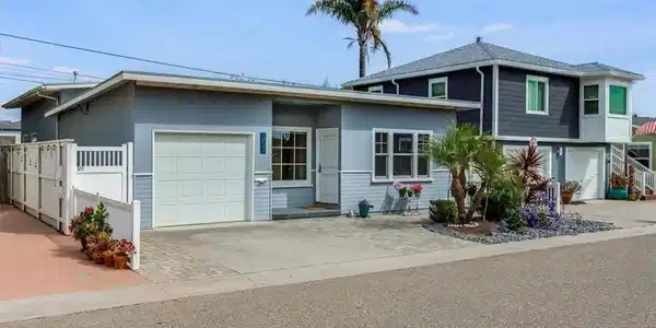 303 Castaic
