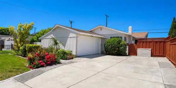 3205 Machado Avenue