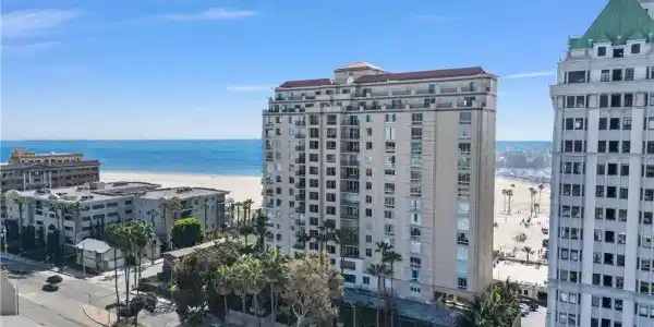 850 E Ocean Boulevard