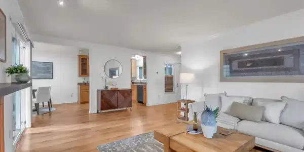 215 Whale Bone Ct