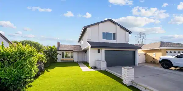 1718 Meadowood Court