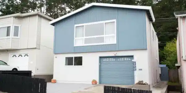 16 Canterbury Avenue