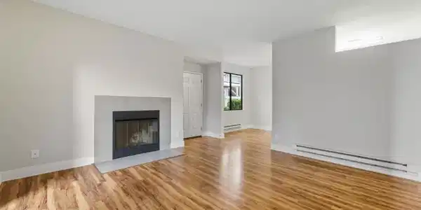 113 Schooner Court