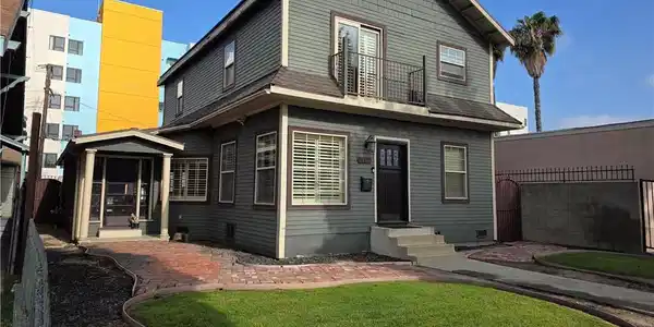 1411 Elm Avenue