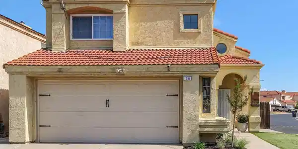 1031 Burnham