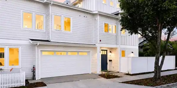 109 N Francisca Avenue