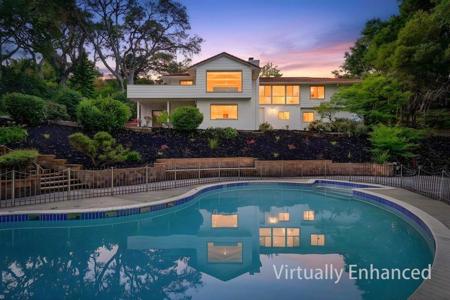 6 Spring Valley Lane