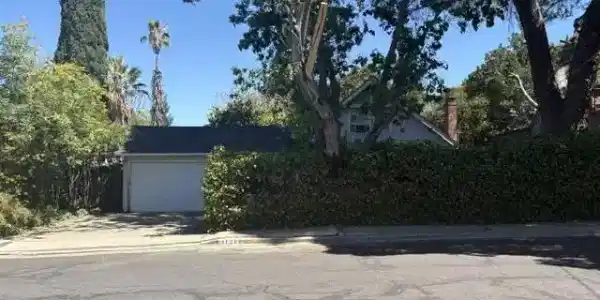 4131 Chaucer Drive