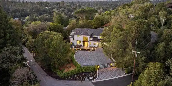 89 Tallwood Court