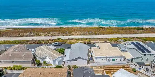 6536 Oceanview Drive