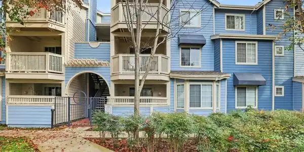 610 Arcadia Terrace