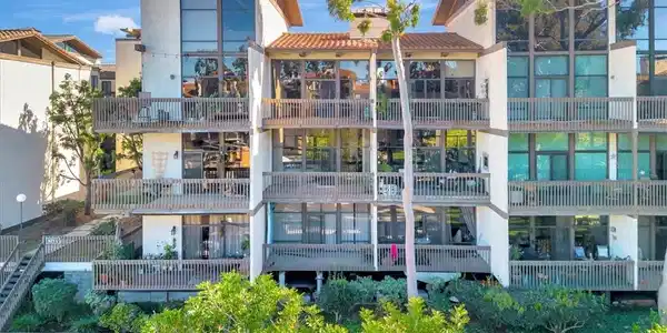 8317 Marina Pacifica N