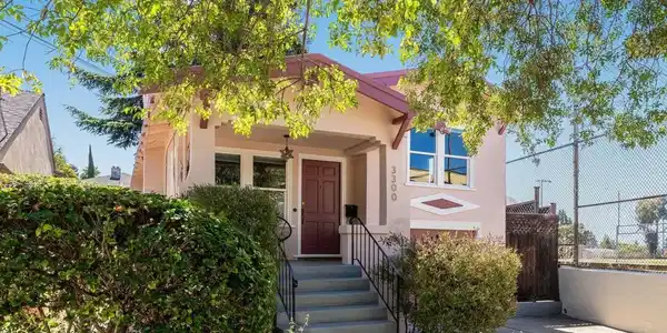 3300 Wilson Pl