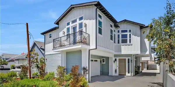 2619 Huntington Lane