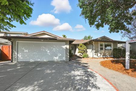 32461 Darlene Way
