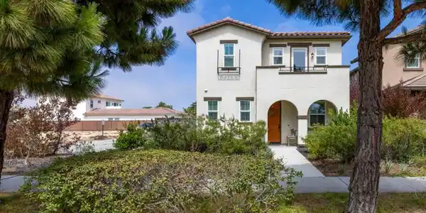 579 Rosa Monte Way