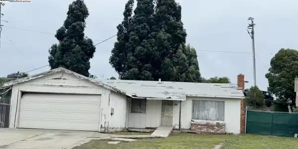 2147 Murphy Dr