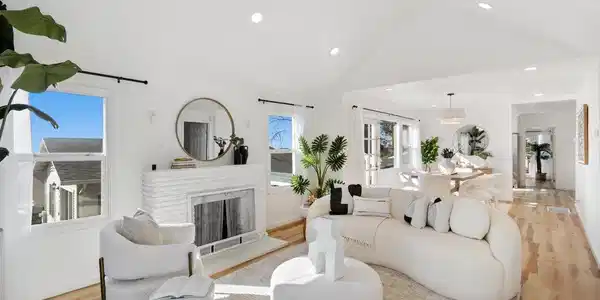 2929 2929 82Nd Ave