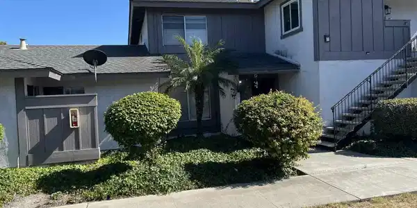3425 Seabreeze Walk