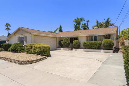 4872 MOUNT ALMAGOSA DR
