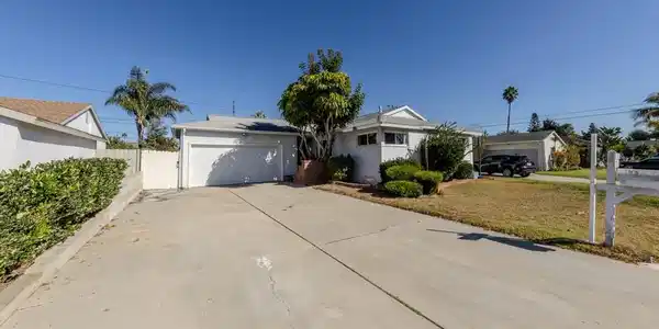 690 Capital Street