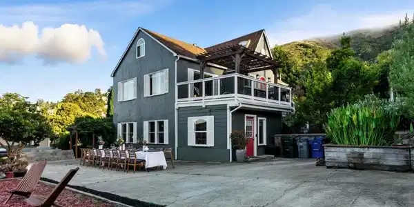 35 Mono Street
