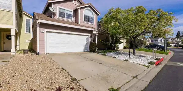 528 Dohrmann Lane