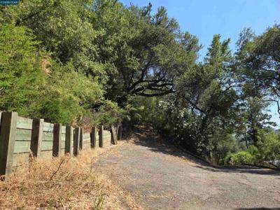 100 Black Log Rd
