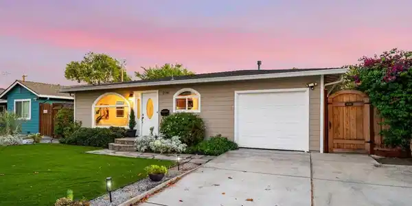 2546 Amethyst Drive