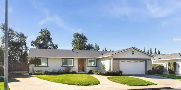 4770 Olive Dr