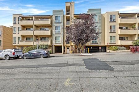 77 Fairmount Ave
