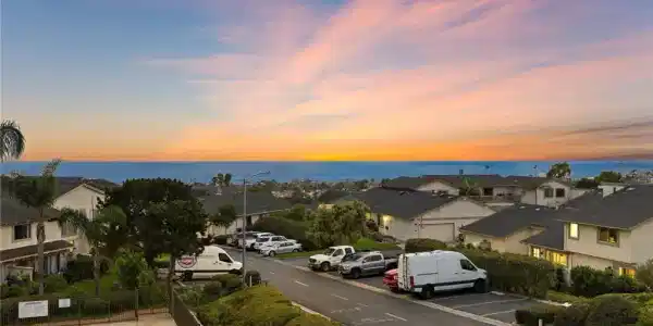 567 Avenida Adobe