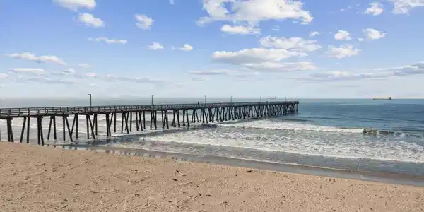 240 E Surfside Drive
