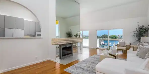 931 Lido Lane