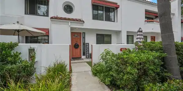 19581 Pompano Ln