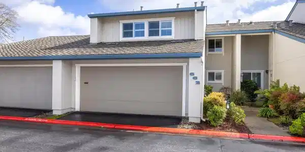 662 Draco Lane