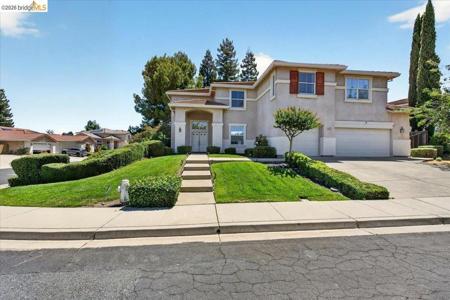 4987 Stewartville Dr