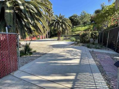 109 Canyon Lake Dr