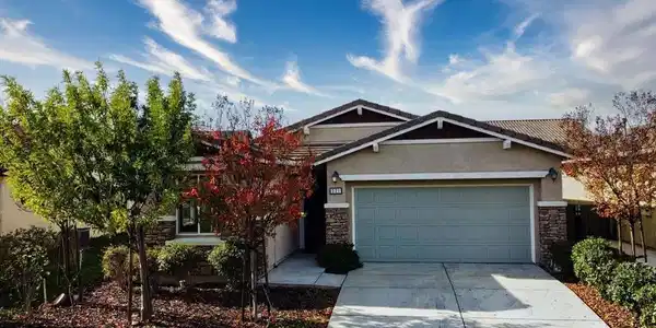 321 Kestrel WAY