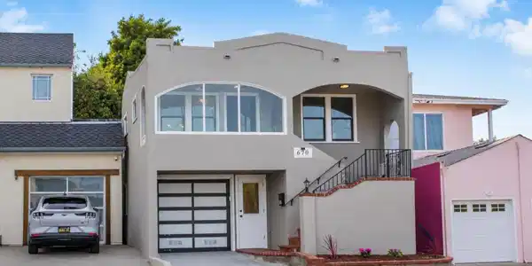 670 Santa Lucia Avenue