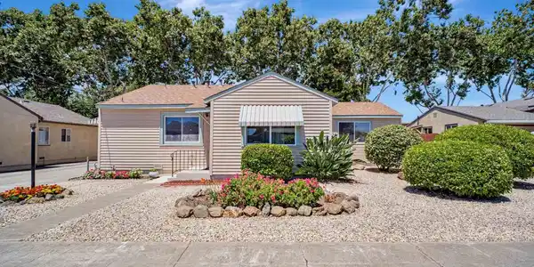 1105 Gardner