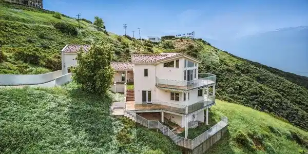 2501 Barrymore Drive