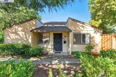 1975 Landess Ave