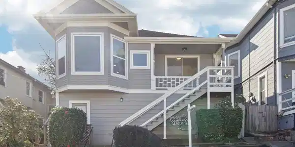 211 Delfino Ave