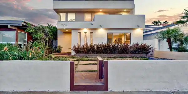 5000 Island View Street