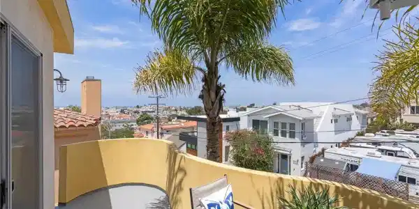 702 10th