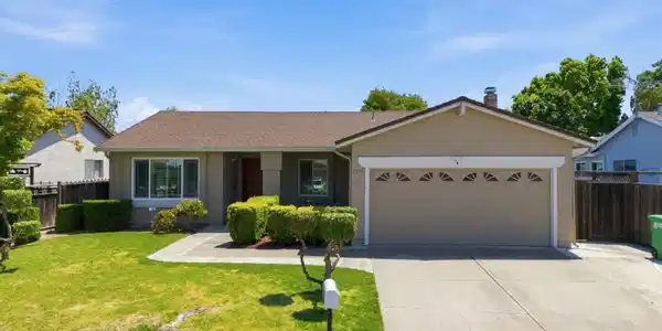 2716 Killdeer Court