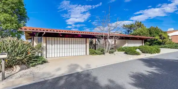 2229 Via Cerritos