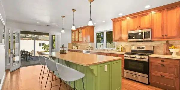 4386 Niagara Ave