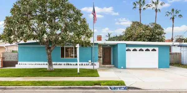939 Holly Ave